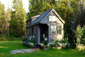 Granny flat arrangements 1